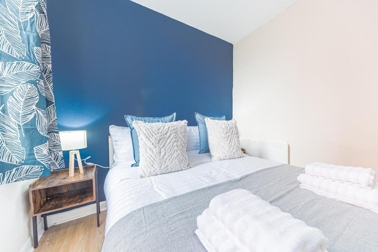 Queen Street Apartments وايتهيفين المظهر الخارجي الصورة